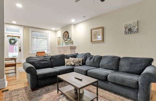 Downtown Columbus Villa | 250 m² Villa ∙ 3 bedrooms ∙ 15 guests
