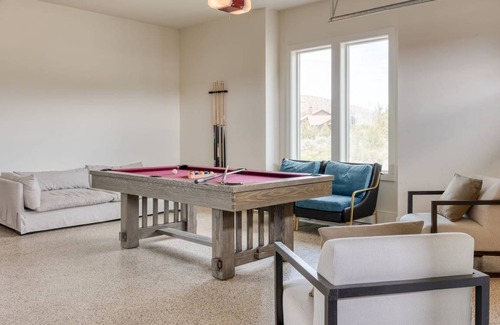 Powell Butte House | 256 m² House ∙ 4 bedrooms ∙ 10 guests