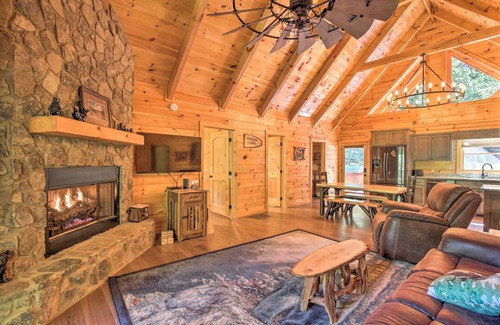 Mineral Bluff House | 256 m² House ∙ 2 bedrooms ∙ 6 guests