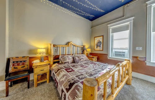 Sheridan Apartment | 260 m² Apartment ∙ 3 bedrooms ∙ 11 guests