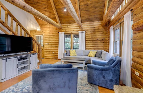 Yellow Springs House | 260 m² House ∙ 4 bedrooms ∙ 8 guests