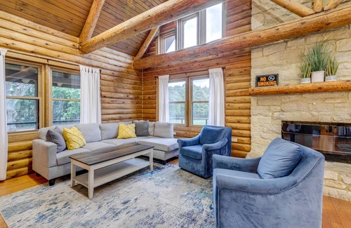 Yellow Springs House | 260 m² House ∙ 4 bedrooms ∙ 8 guests