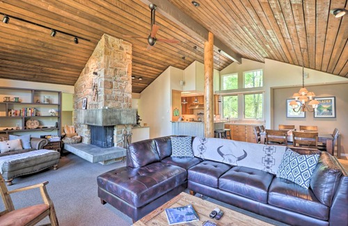 West Glacier House | 271 m² House ∙ 4 bedrooms ∙ 8 guests