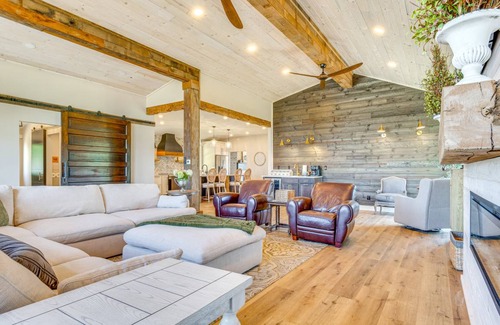Needham House | 278 m² House ∙ 3 bedrooms ∙ 10 guests
