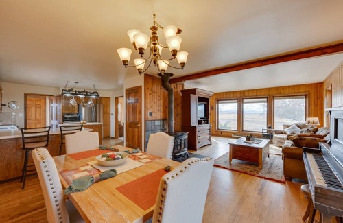 Laramie House | 278 m² House ∙ 4 bedrooms ∙ 6 guests