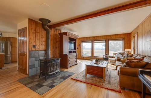 Laramie House | 278 m² House ∙ 4 bedrooms ∙ 6 guests