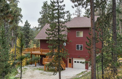 Lead Cabin | 279 m² Cabin ∙ 4 bedrooms ∙ 14 guests