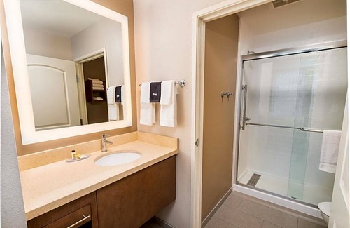 Coeur d'Alene Hotel | 3-Star Hotel ∙ Staybridge Suites Coeur d'Alene, an IHG Hotel