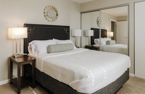 Chatham-Arch Apartment | 302 m² Apartment ∙ 5 bedrooms ∙ 20 guests