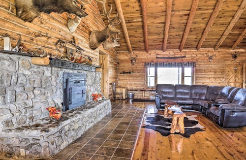 Belle Fourche House | 325 m² House ∙ 8 bedrooms ∙ 26 guests