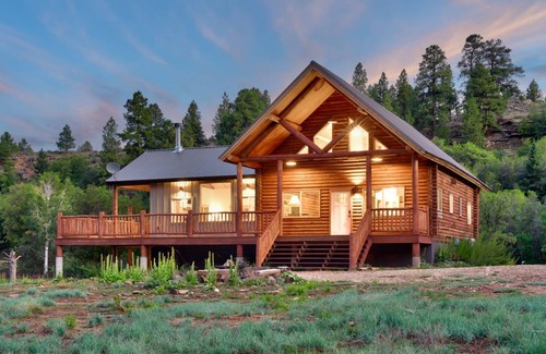 Monticello Cabin | 344 m² Cabin ∙ 6 bedrooms ∙ 29 guests