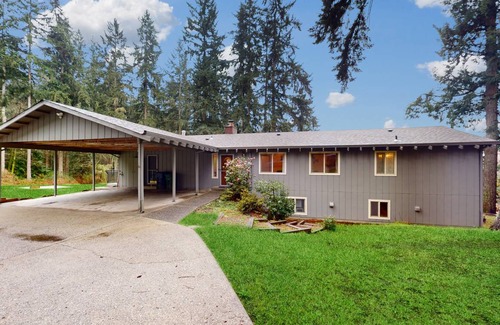 Woodinville House | 346 m² House ∙ 3 bedrooms ∙ 5 guests