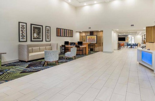 Jeffersontown Hotel | 35 m² Hotel ∙ 127 guests