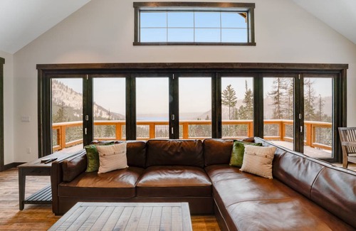Somers House | 353 m² House ∙ 4 bedrooms ∙ 10 guests