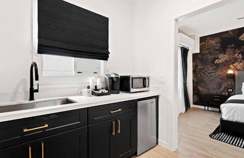Little Italy Hotel | 37 m² Hotel ∙ 2 bedrooms ∙ 12 guests