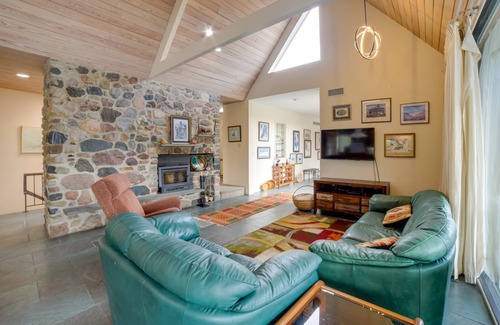 Donaldson House | 380 m² House ∙ 4 bedrooms ∙ 9 guests