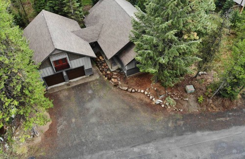 McCall Cabin | 390 m² Cabin ∙ 4 bedrooms ∙ 20 guests