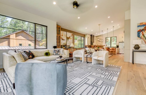 Warm Springs House | 390 m² House ∙ 5 bedrooms ∙ 10 guests