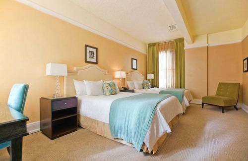 Goose Hollow Hotel | 40 m² Hotel ∙ 1 bedroom ∙ 4 guests