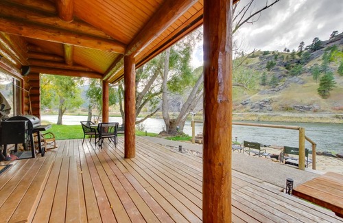 Cascade House | 408 m² House ∙ 6 bedrooms ∙ 9 guests