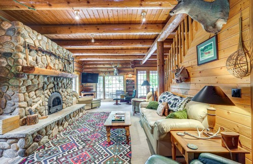 Cascade House | 408 m² House ∙ 6 bedrooms ∙ 9 guests