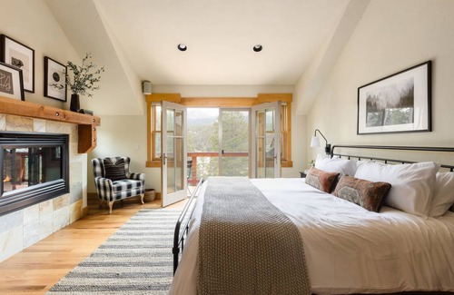 The Highlands House | 440 m² House ∙ 4 bedrooms ∙ 12 guests