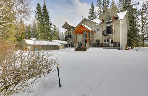 Sagle House | 445 m² House ∙ 7 bedrooms ∙ 20 guests