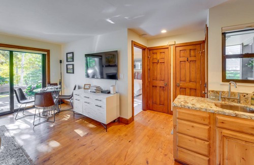Elkhorn Village Apartment | 46 m² Apartment ∙ 1 bedroom ∙ 2 guests