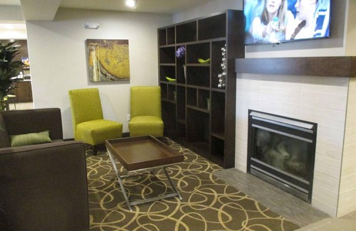 Grand Forks Hotel | 46 m² Hotel ∙ 2 bedrooms ∙ 127 guests