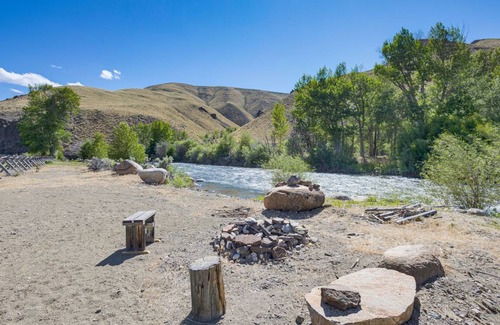 Custer County House | 464 m² House ∙ 4 bedrooms ∙ 12 guests