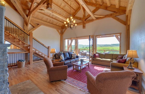 Felt House | 464 m² House ∙ 6 bedrooms ∙ 16 guests