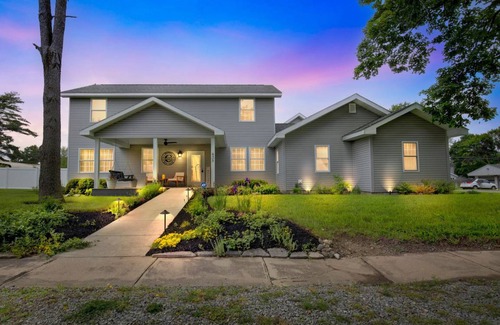 Lapel House | 465 m² House ∙ 4 bedrooms ∙ 13 guests