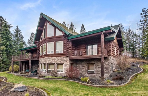 Kingston House | 483 m² House ∙ 5 bedrooms ∙ 21 guests