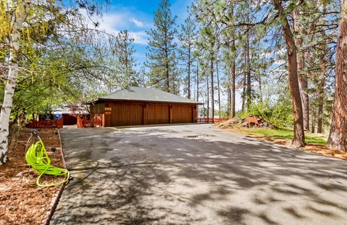 Liberty Lake House | 489 m² House ∙ 4 bedrooms ∙ 8 guests