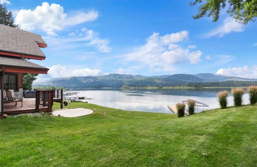Laclede House | 492 m² House ∙ 4 bedrooms ∙ 10 guests