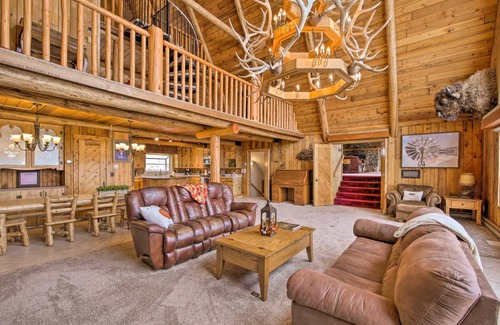Bozeman House | 502 m² House ∙ 5 bedrooms ∙ 14 guests