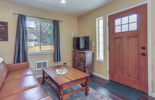 Garden District Apartment | 51 m² Apartment ∙ 2 guests