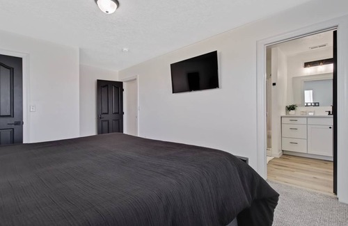 Meridian House | 557 m² House ∙ 1 bedroom ∙ 3 guests