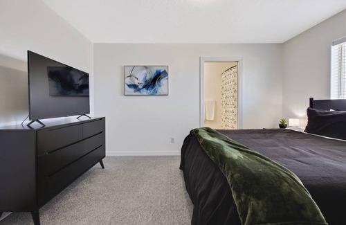 Meridian House | 557 m² House ∙ 2 bedrooms ∙ 6 guests