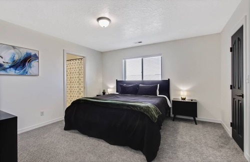 Meridian House | 557 m² House ∙ 2 bedrooms ∙ 6 guests