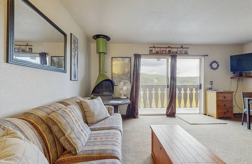 Sandpoint Condo | 56 m² Condo ∙ 1 bedroom ∙ 3 guests