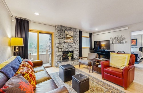 Warm Springs Condo | 56 m² Condo ∙ 1 bedroom ∙ 4 guests
