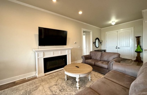 Baker City House | 56 m² House ∙ 6 bedrooms ∙ 14 guests