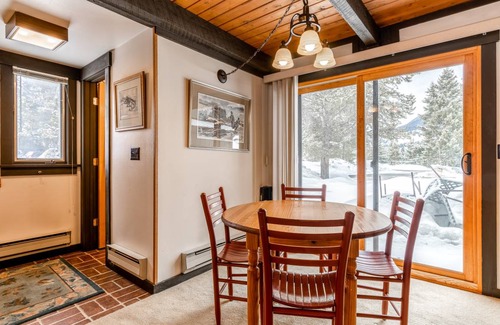 Big Sky Meadow Village Condo | 62 m² Condo ∙ 1 bedroom ∙ 4 guests