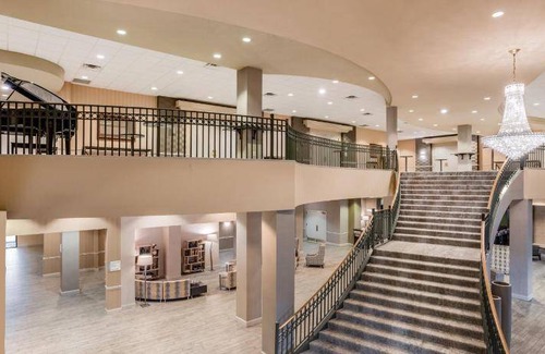 Lafayette Hotel | 65 m² Hotel ∙ 127 guests