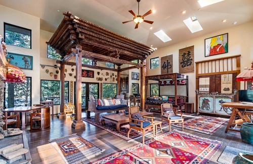 Harrison House | 711 m² House ∙ 1 bedroom ∙ 2 guests