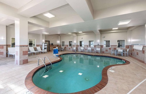 Findlay Hotel | 74 m² Hotel ∙ 2 bedrooms ∙ 127 guests