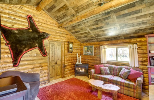 Rexford House | 74 m² House ∙ 2 bedrooms ∙ 4 guests