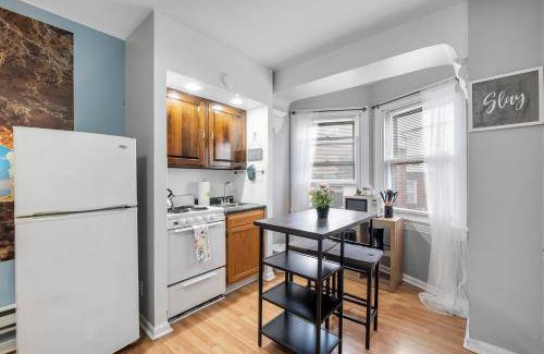 Chinatown Apartment | 75 m² Apartment ∙ 2 guests