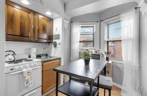 Chinatown Apartment | 75 m² Apartment ∙ 2 guests